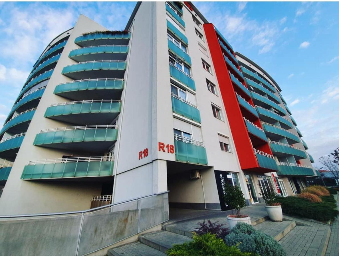 Ra Apartment - Ared Oradea Eksteriør bilde