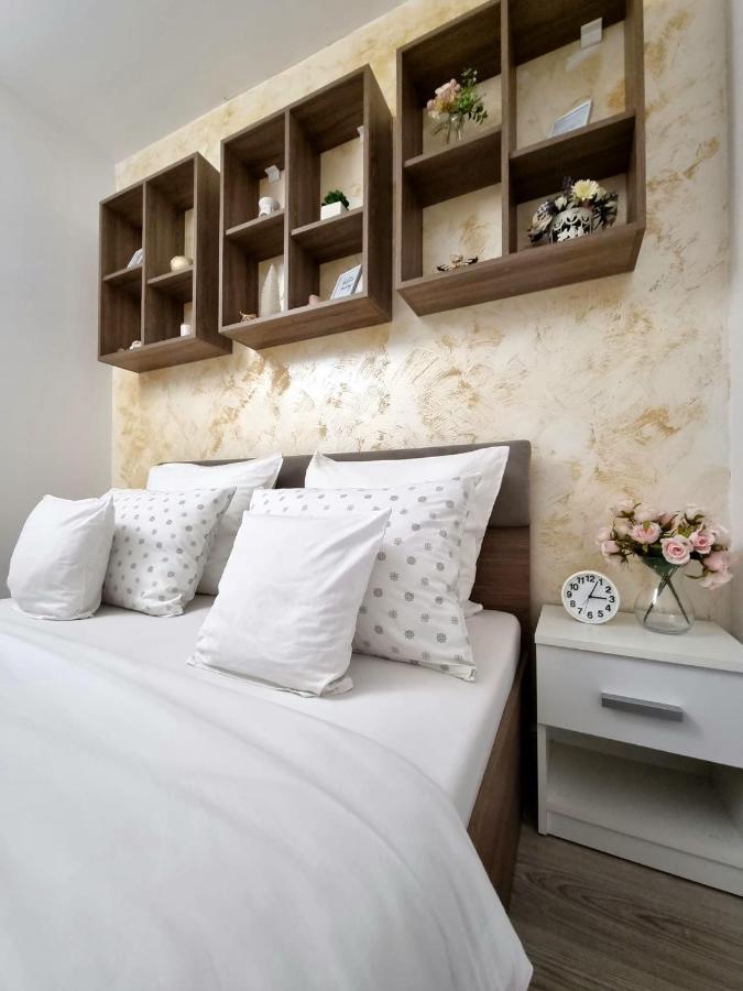Ra Apartment - Ared Oradea Eksteriør bilde
