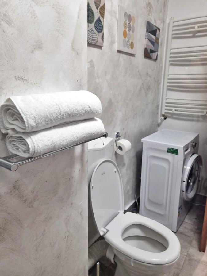 Ra Apartment - Ared Oradea Eksteriør bilde